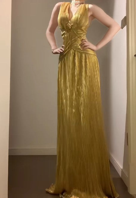 Temperament Golden V-neck Long Prom Dress Birthday Party Dress ED01830