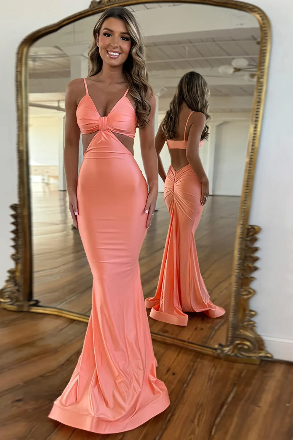 Elegant Red Mermaid Satin Spaghetti Straps Cut-out Long Prom Dress