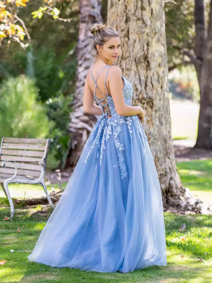 Enchanting A-line chiffon and lace lace lace lace with lace appliqu é on the back Prom Dresses