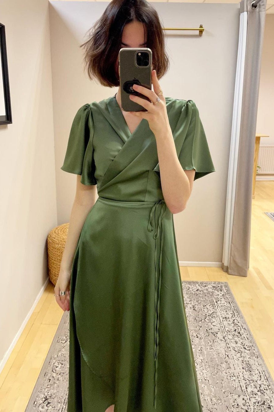 V-Neck Rust Long Bridesmaid Dress with Short Sleeves