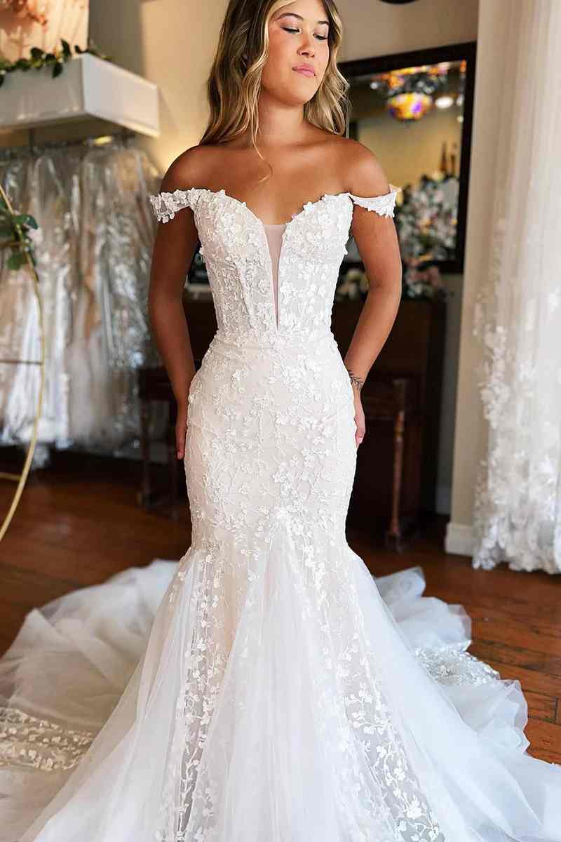 Ivory Off-Shoulder Mermaid Lace V-Back Wedding Dress with Applique
