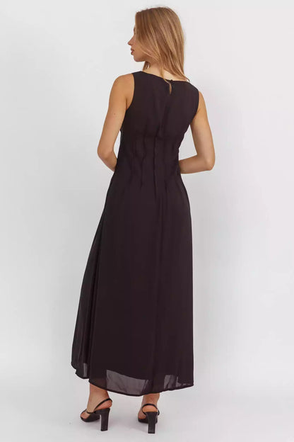 Fashionable sleeveless pleated details with zipper at the back, eye-catching focus Prom Dresses