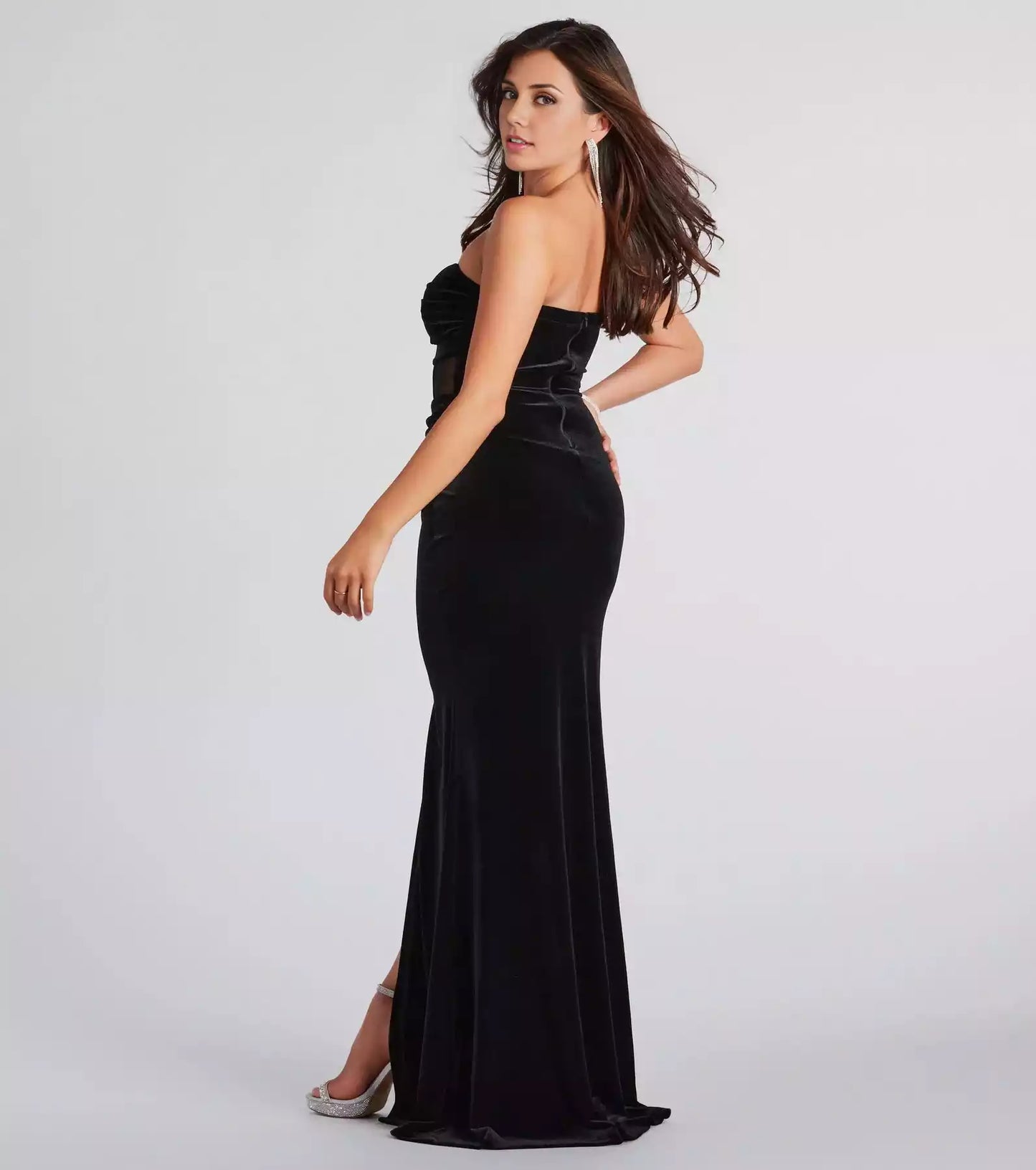 Full of charm, strapless heart-shaped neckline, see through mesh tight corset, back zipper, snug fit, height slit, Prom Dresses
