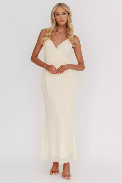 Gorgeous lining, sloping collar, adjustable shoulder straps, waist pleats, side zippers Prom Dresses