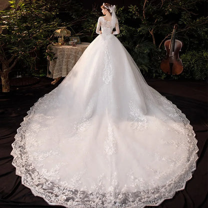 Luxury Big Sweep Train Wedding Dress Plus Size Lace Gown