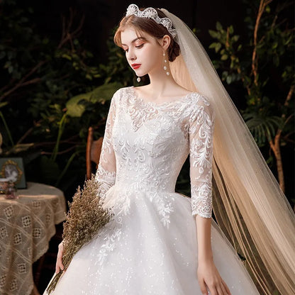 Luxury Big Sweep Train Wedding Dress Plus Size Lace Gown