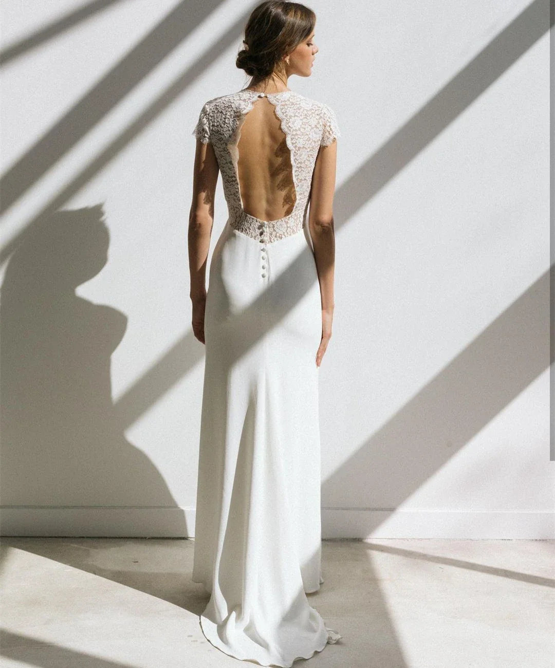 Vintage Boho Wedding Dress Short Sleeve Mermaid Backless Lace Train