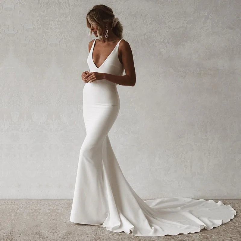 Sexy Mermaid Wedding Dress V-Neck Open Back Beach Gown