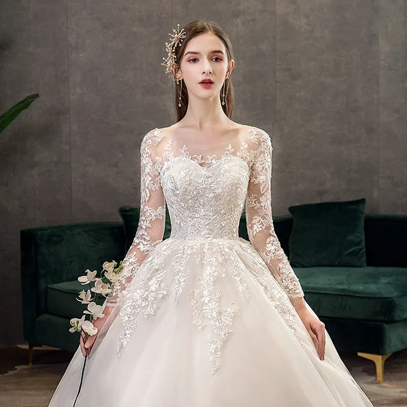 Vintage O Neck Full Sleeve Wedding Dress Lace Embroidery Gown