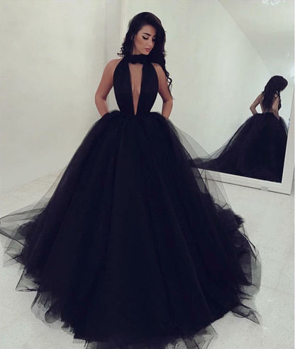 Halter Tulle Ball Gown Prom Dresses With Pockets