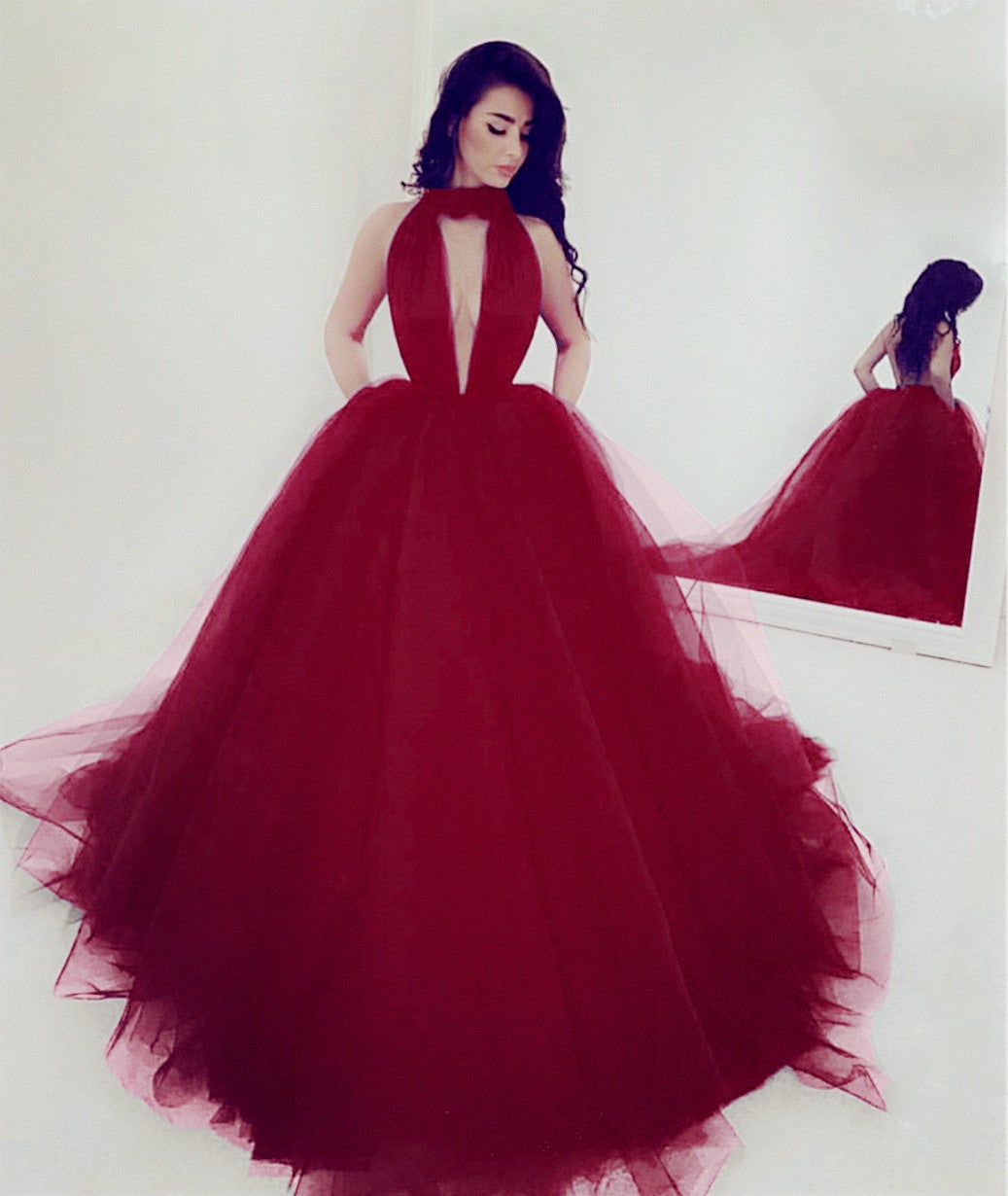 Halter Tulle Ball Gown Prom Dresses With Pockets