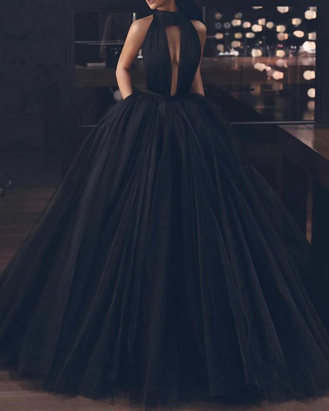 Halter Tulle Ball Gown Prom Dresses With Pockets