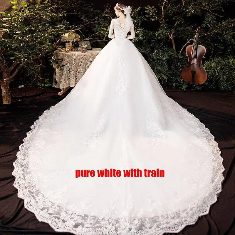 Luxury Big Sweep Train Wedding Dress Plus Size Lace Gown