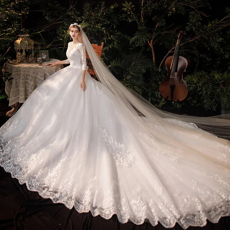 Luxury Big Sweep Train Wedding Dress Plus Size Lace Gown
