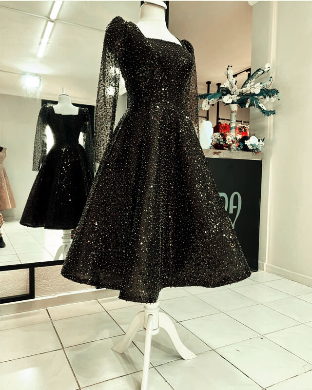 Long Sleeves Pearl Beaded Party Dress