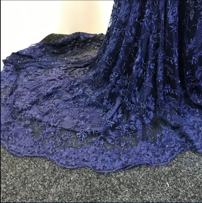 Lace Long Sleeves V Neck Mermaid Dresses
