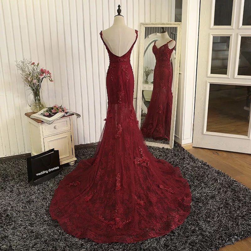 Open Back Lace Mermaid Dresses With Straps