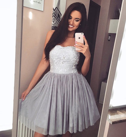Cute A-line Pleated Tulle Homecoming Dresses Lace Appliques Sweetheart