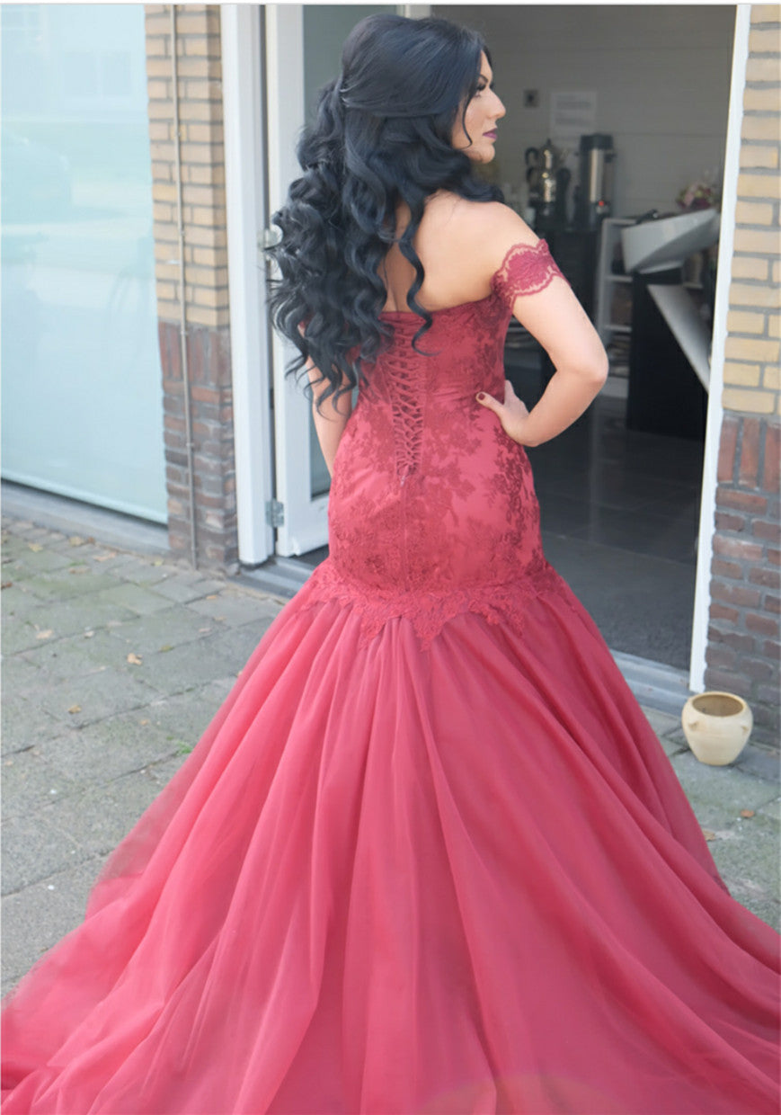 Burgundy Lace Appliques Tulle Mermaid Evening Gowns Off Shoulder