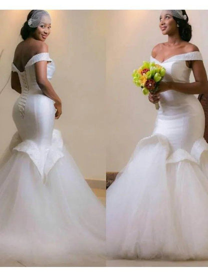 Mermaid / Trumpet Wedding Dresses Off Shoulder Court Train Satin Tulle Sleeveless Formal Sexy Luxurious Plus Size with Beading - RongMoon