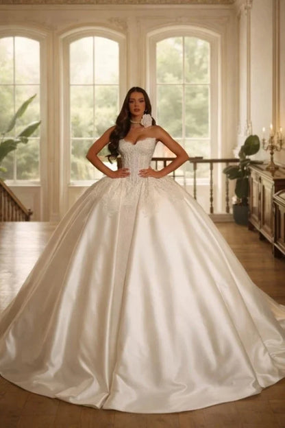 Strapless Satin Wedding Dress Sweetheart Illusion Lace Corset Bridal Dress Cathedral Train with Beadings