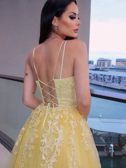 A-Line/Princess Spaghetti Straps Applique Sleeveless Tulle Floor-Length Dresses - RongMoon
