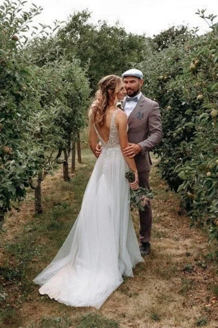 White V Neck Beading Tulle A-Line Elegant Wedding Dress Charming Wholesale