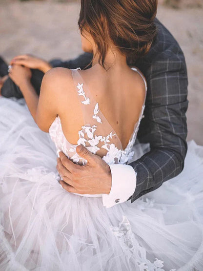 Unique Appliqued A-line Tulle Wedding Dresses With Chapel Train Floor Length Beautiful