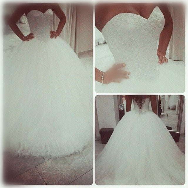 Lace Appliques Sweetheart Tulle Wedding Dresses Ball Gowns