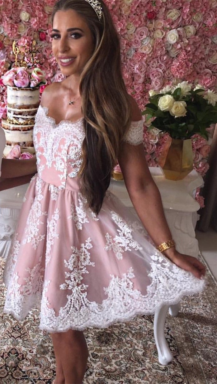Lace Appliques V-neck Off Shoulder Homecoming Dresses