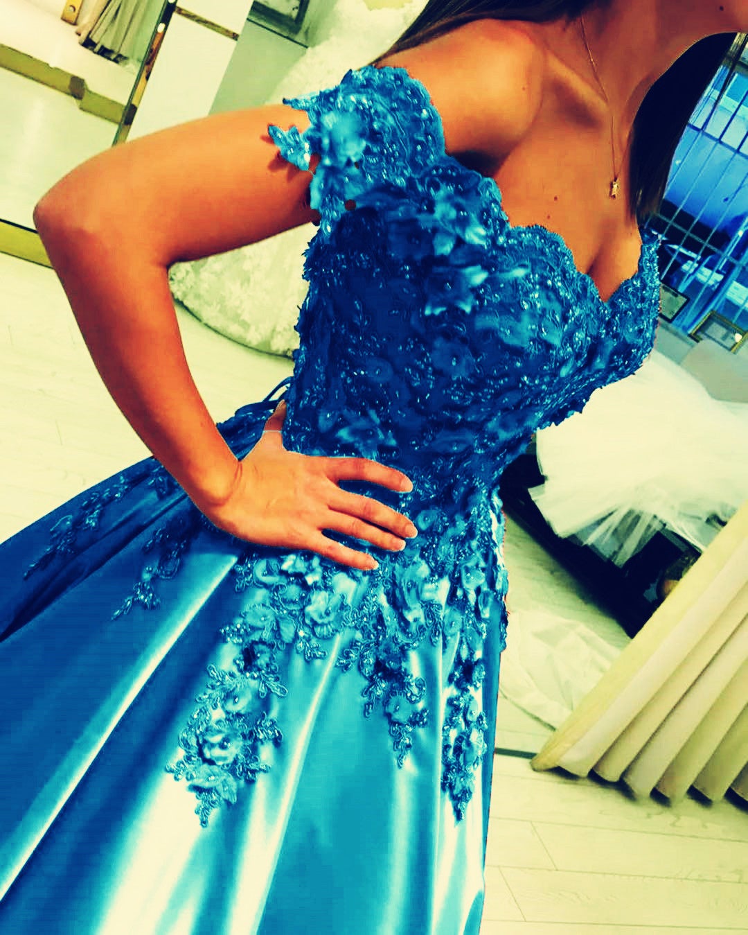 Lace Flowers Beaded Prom Dresses Off Shoulder Satin Ball Gowns