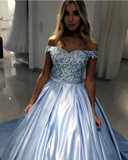 Lace Flowers Embroidery Satin Ball Gowns Quinceanera Dresses