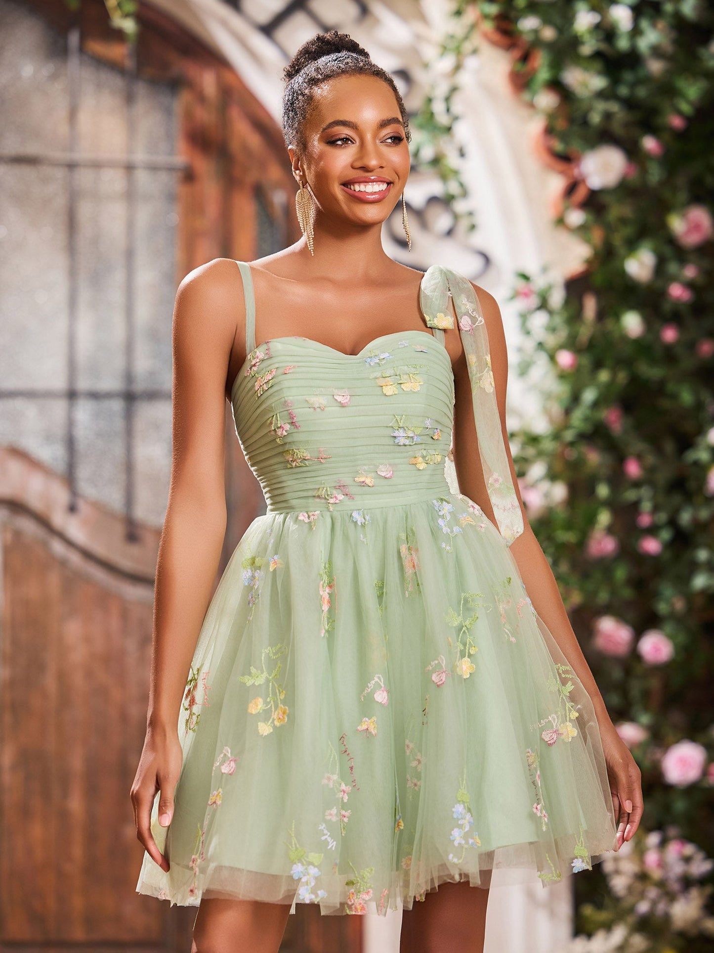 Appliqued Sweetheart Knee-length Sleeveless Dresses with Bow Dusty Sage