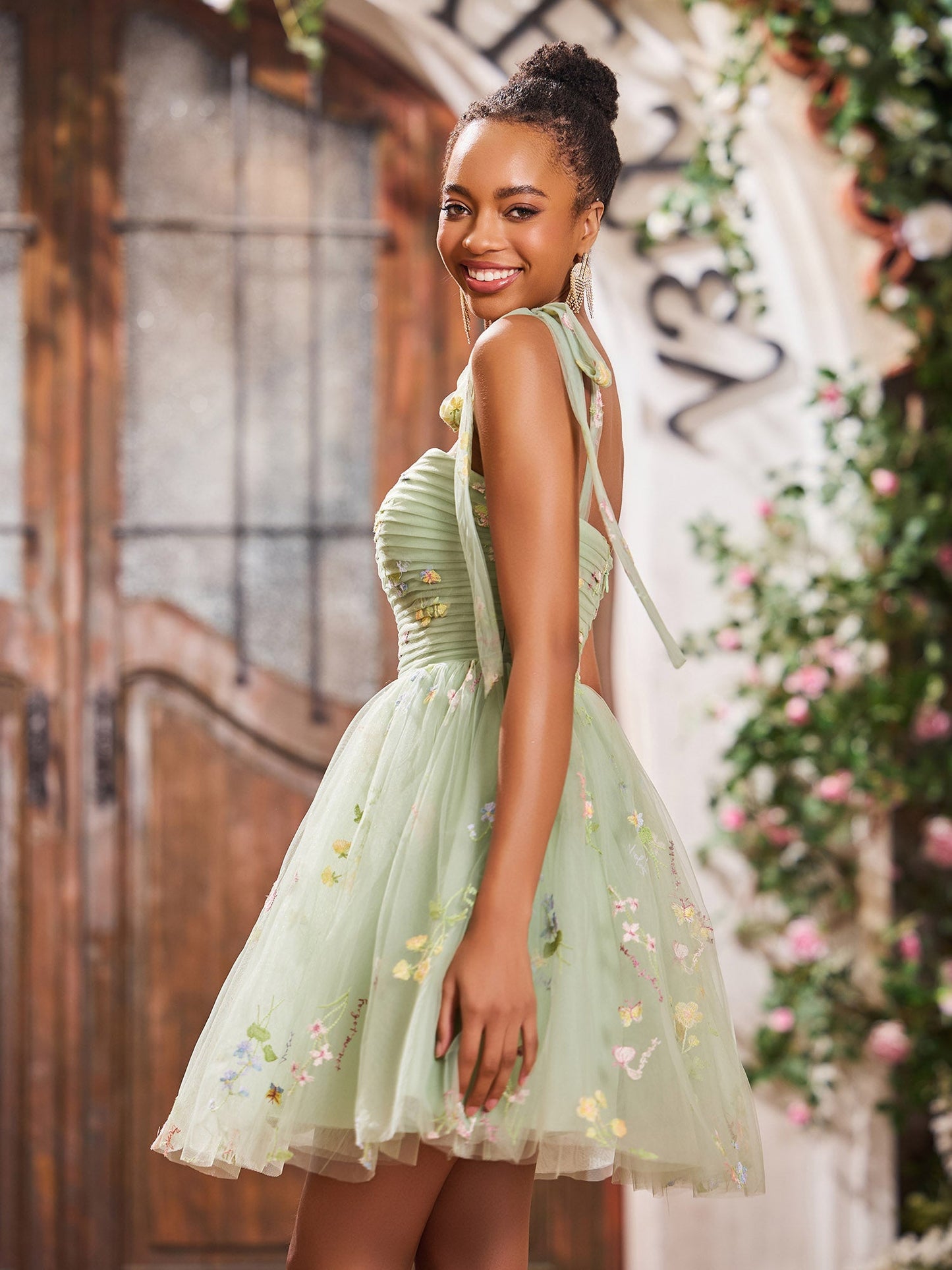 Appliqued Sweetheart Knee-length Sleeveless Dresses with Bow Dusty Sage
