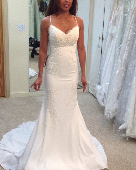 Mermaid V Neck Wedding Dress Appliques Spaghetti Straps