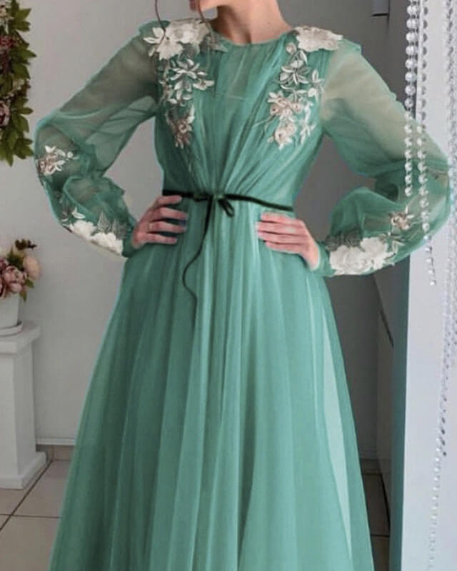 Long Sleeve Tulle Prom Dresses Lace Embroidery