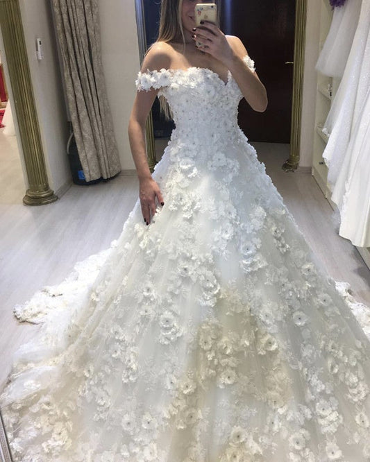 Luxurious Ball Gown Wedding Dress With 3D Lace Flowers Beaded