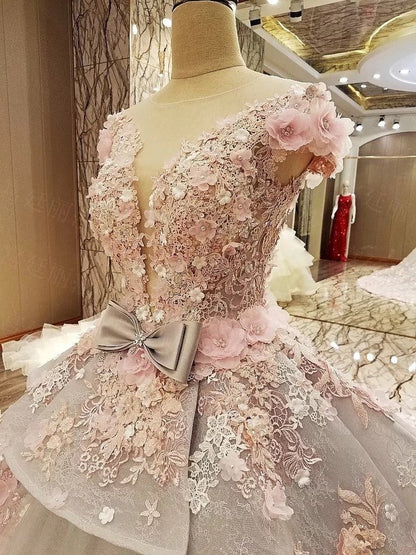 Luxurious Royal Train Lace Wedding Dresses Ball Gowns With Floral Flowers