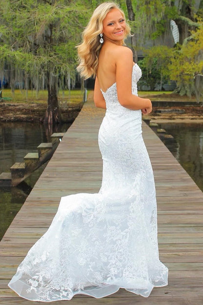 Lace Appliques Sweetheart Keyhole Trumpet Long Prom Dress
