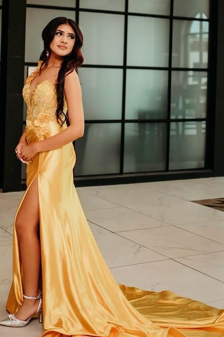 Red One-Shoulder 3D Floral Lace Pleated Long Gown with Slit