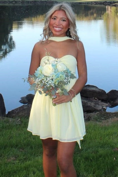 Yellow Strapless A-Line Sweetheart Chiffon Short Homecoming Dress