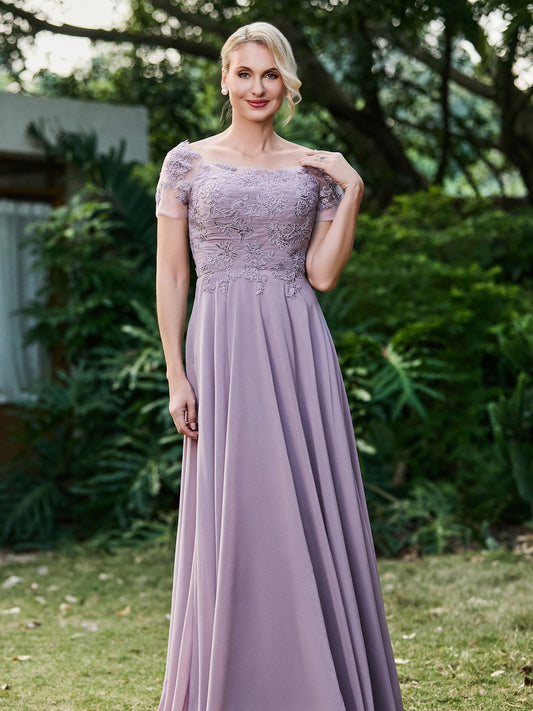 Flower Appliqued Chiffon Dress with Pleated Tahiti