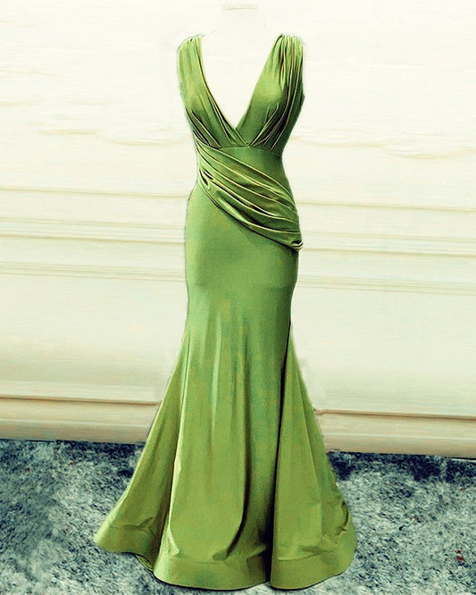 Mermaid V Neck Ruched Bridesmaid Dresses
