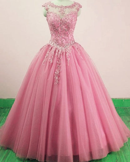 Modest Quinceanera Dresses Tulle Ball Gown Lace Appliques