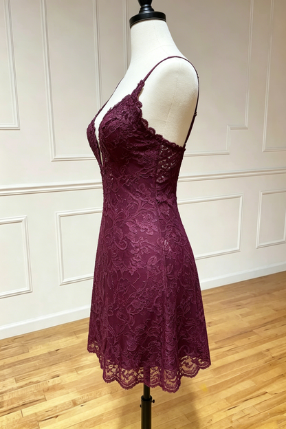 Modest Grape Spaghetti Straps A-Line Lace Appliques Short Homecoming Dress