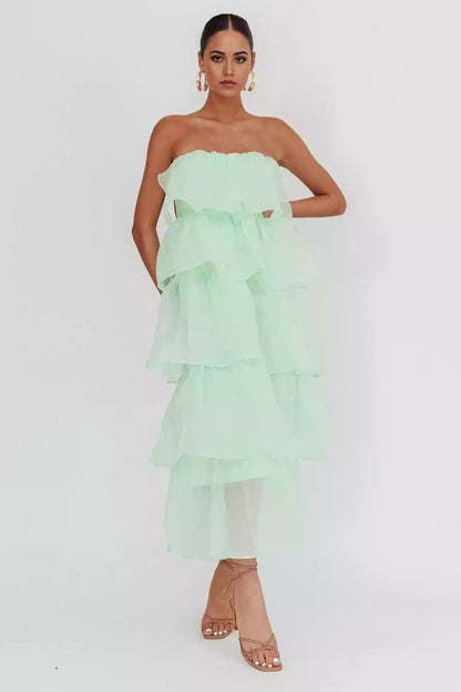 Multi layered ruffled edges with medium length strapless hollow padding and invisible zipper Prom Dresses that attract attention