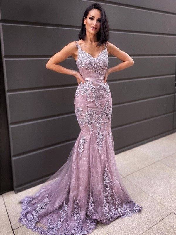 Trumpet/Mermaid Sleeveless Sweep/Brush Train Applique Tulle V-neck Dresses - RongMoon