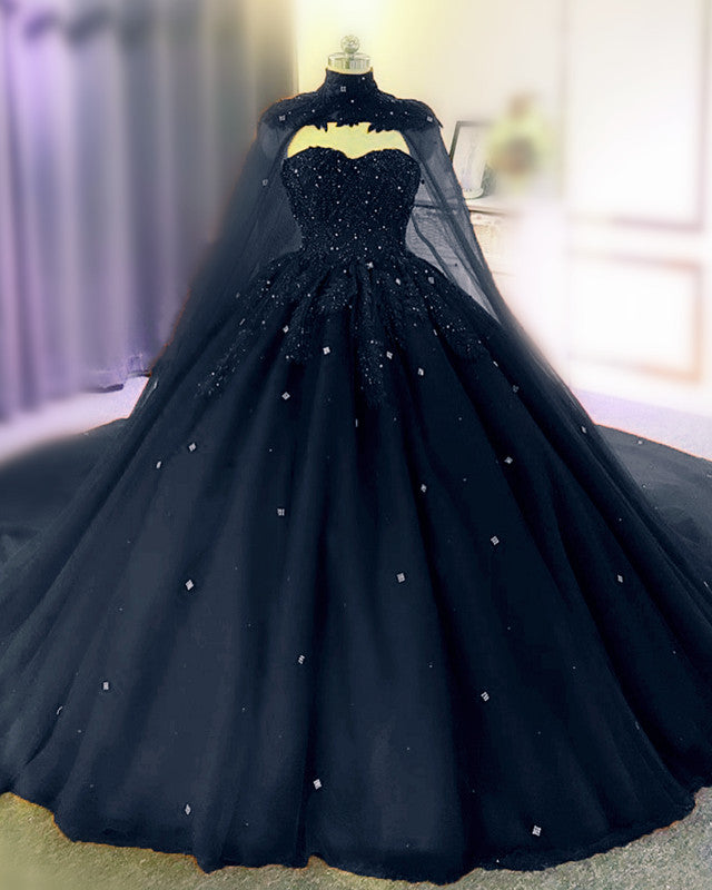 Sweetheart Ball Gown Wedding Dress With Cape