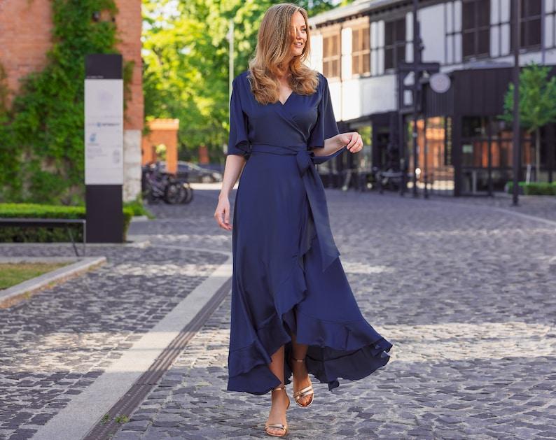 Navy Blue V-Neck Half Sleeve Lace Formal Bridesmaid Dress Suitable for Weddings