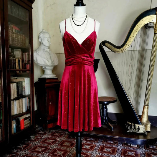 Girlhomeshops--Vintage Red Short/Mid-Length Short Velvet Homecoming Dress gh5537